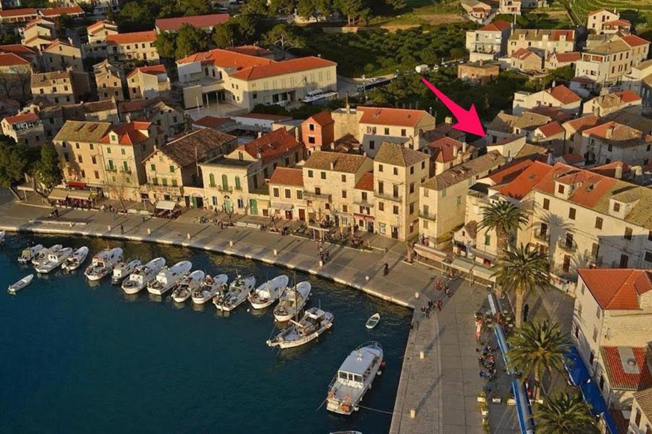 Apartment Whooart Komiža Eksteriør billede